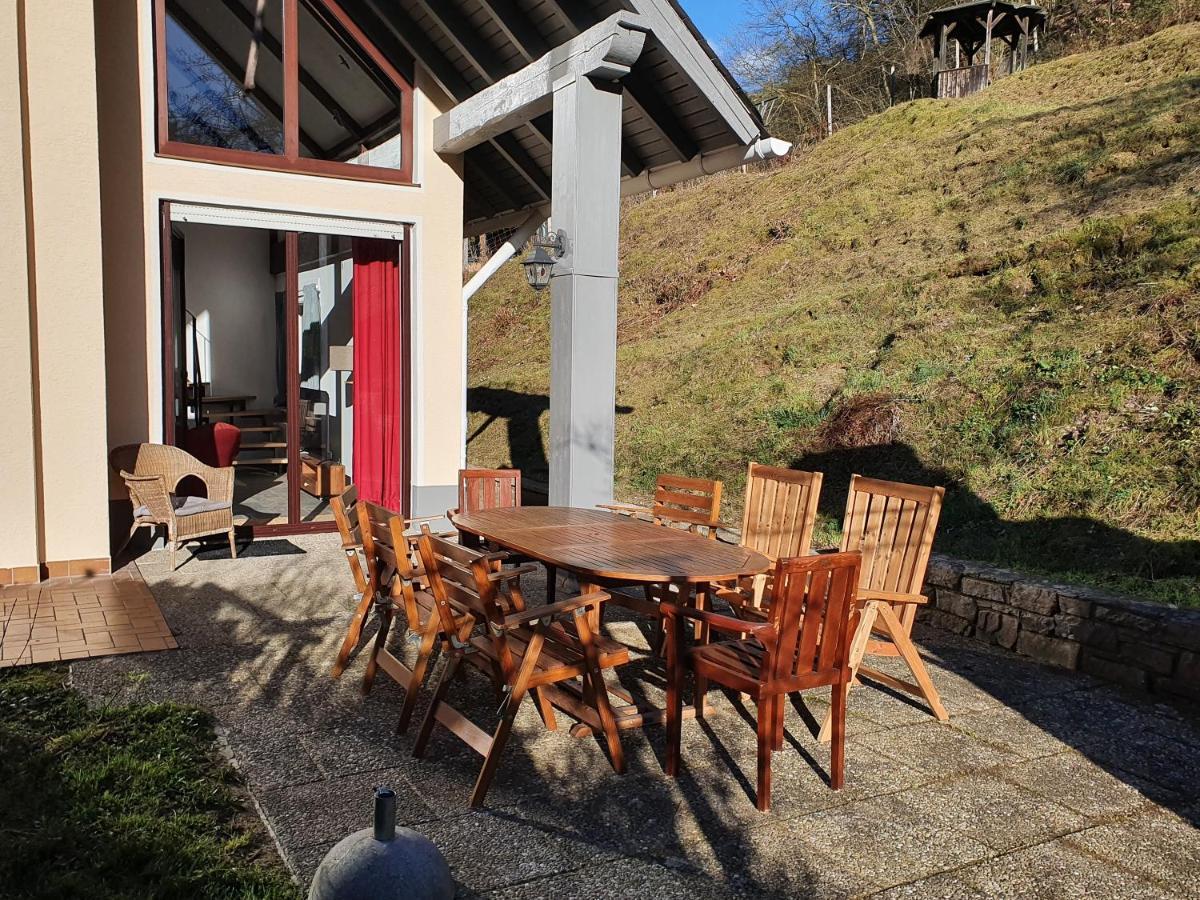Grosses Ferienhaus Sauerburgblick Sauerthal Esterno foto